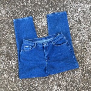 ***SOLD*** Vintage dark wash high waisted denim mom jeans
